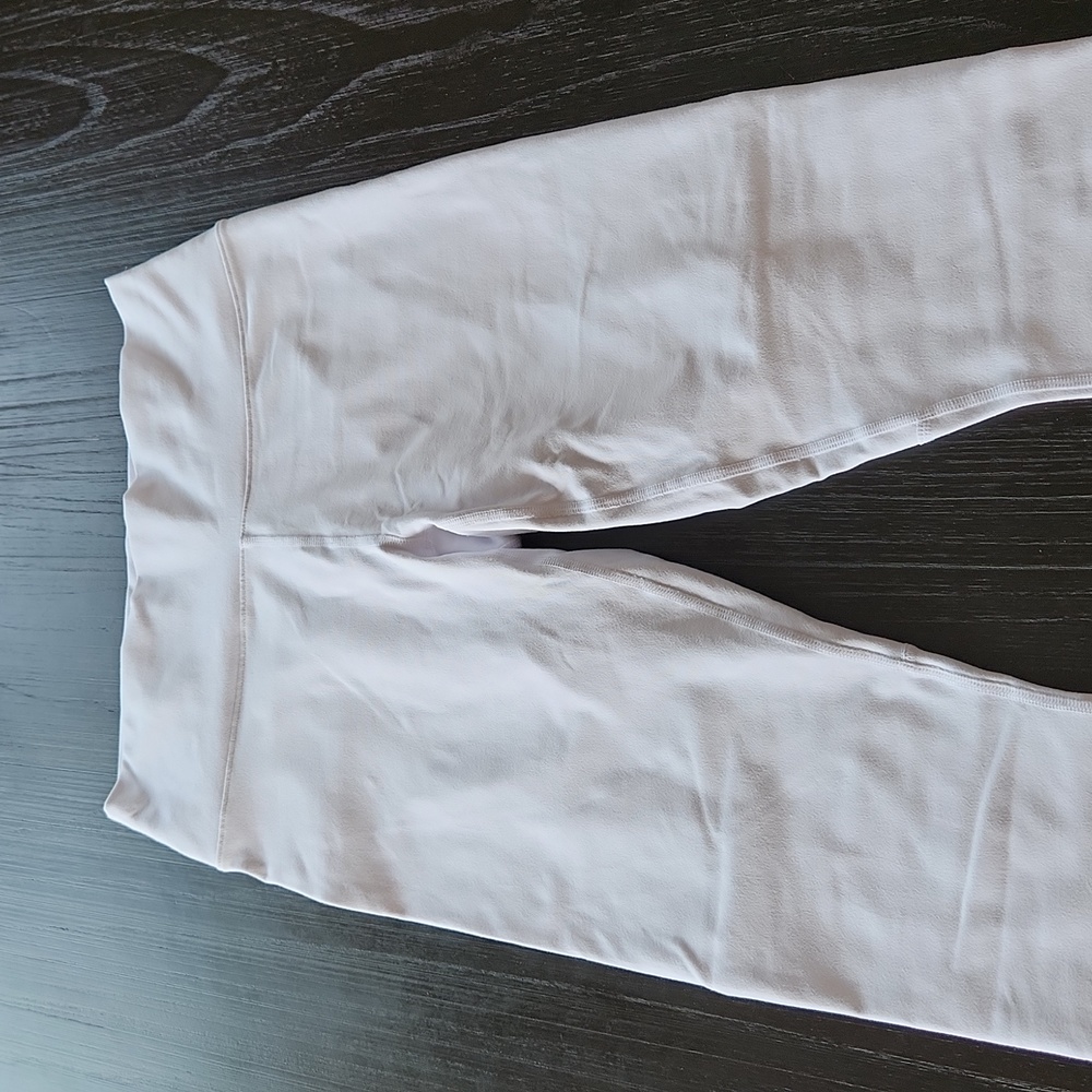 Fabletics High-Waisted Powerhold 7/8 Legging White